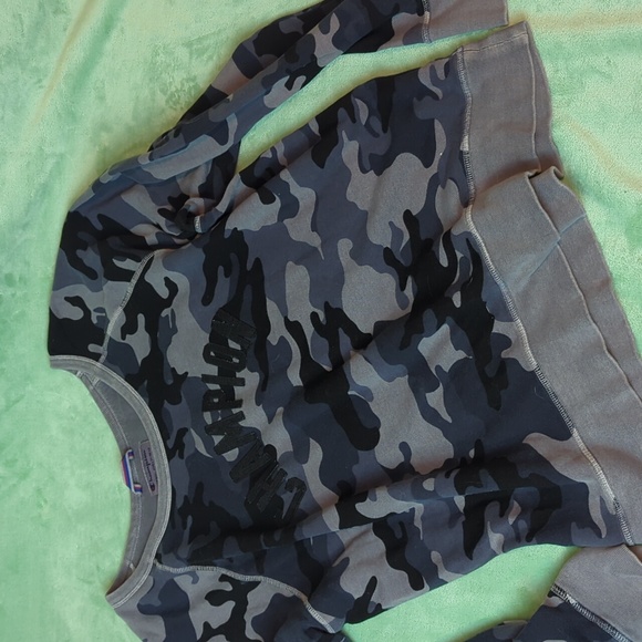 Champion Camo Crewneck Sweater Women's Large - Picture 3 of 6